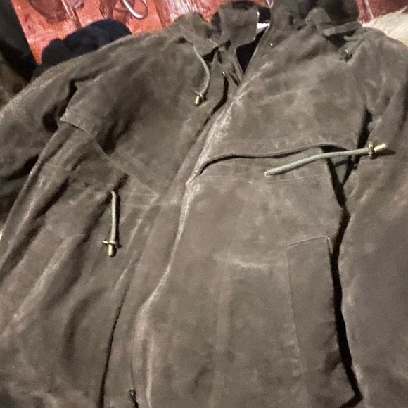 Hooded suede faux fur lined coat - Picture 4 of 8